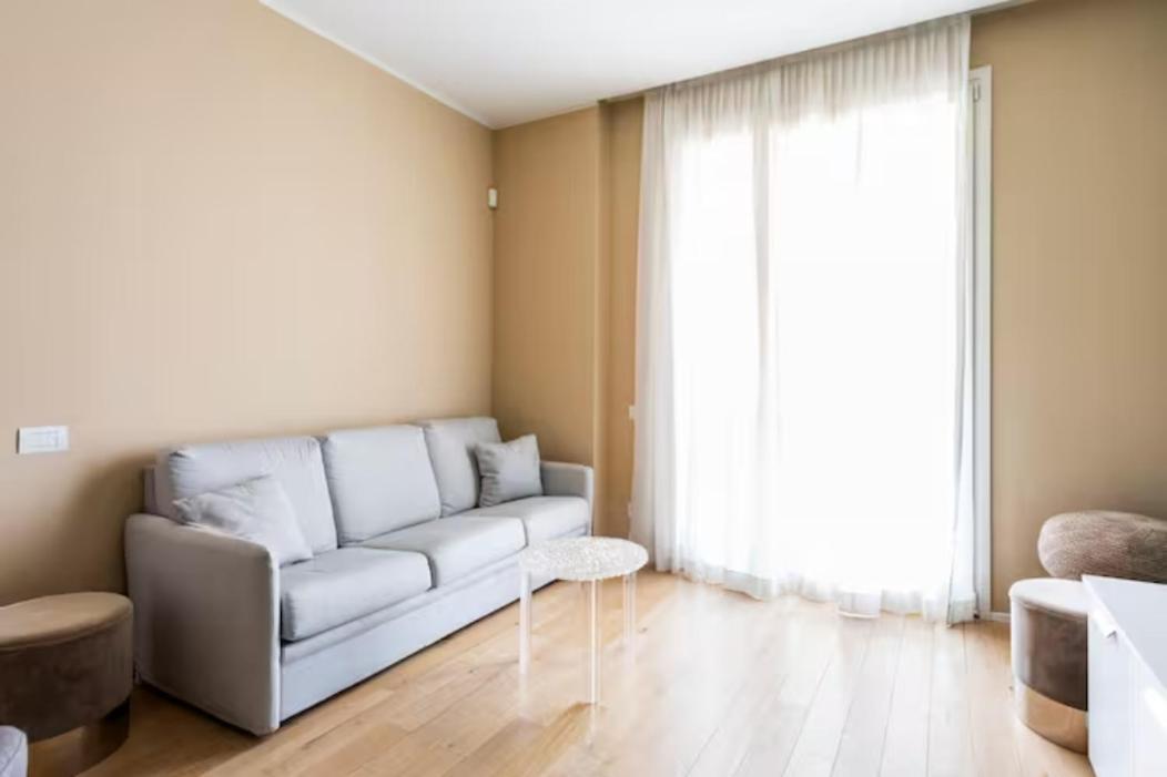 Luxury Apartment Milan Central Exterior photo