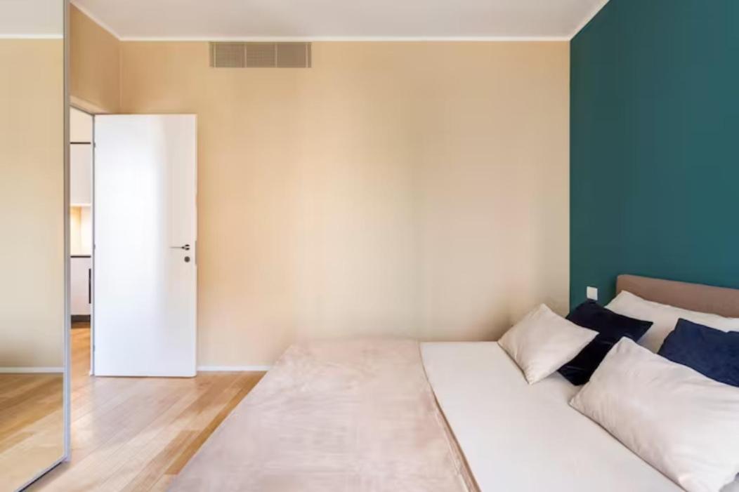 Luxury Apartment Milan Central Exterior photo
